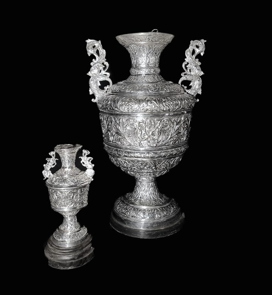 Jarra y violetera: Antonio Salazar Capilla (1950 - 1953)